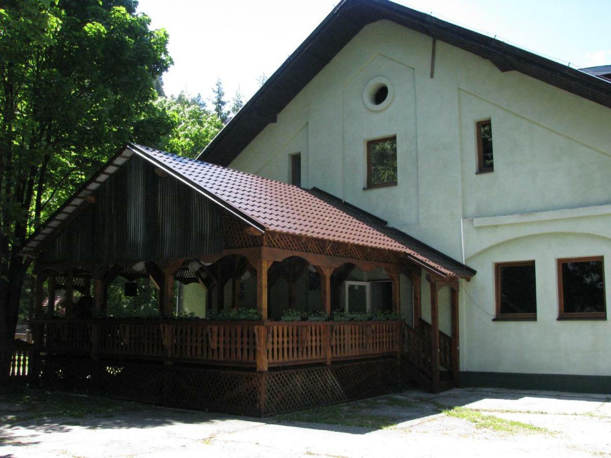 Penzion Borovica Stratená Exteriér fotografie